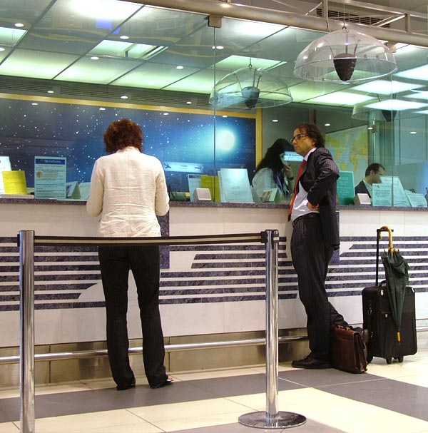 Realizzazione e installazione di schermi parafiato per ambienti pubblici