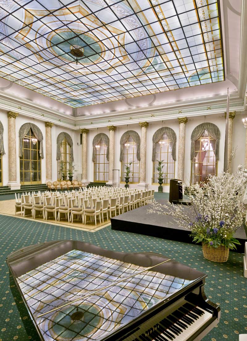 Arte Poli - Mouth blown glass ceiling